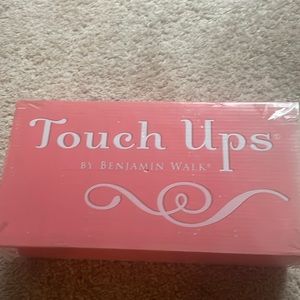 Womens touch up heels size 9